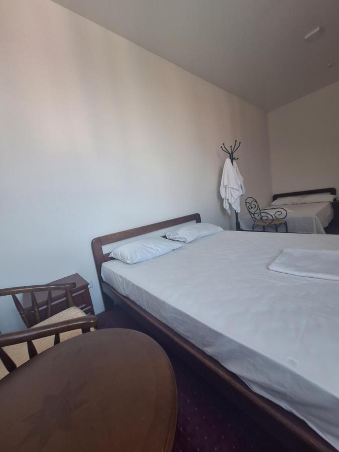 Барселона Otel Mizikevycha Dış mekan fotoğraf
