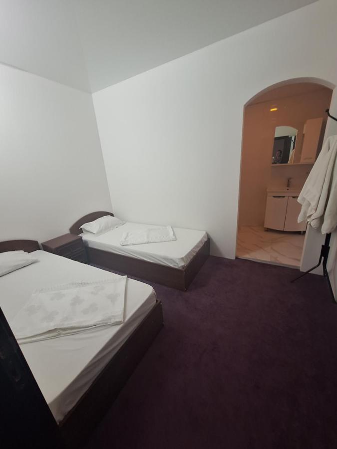 Барселона Otel Mizikevycha Dış mekan fotoğraf
